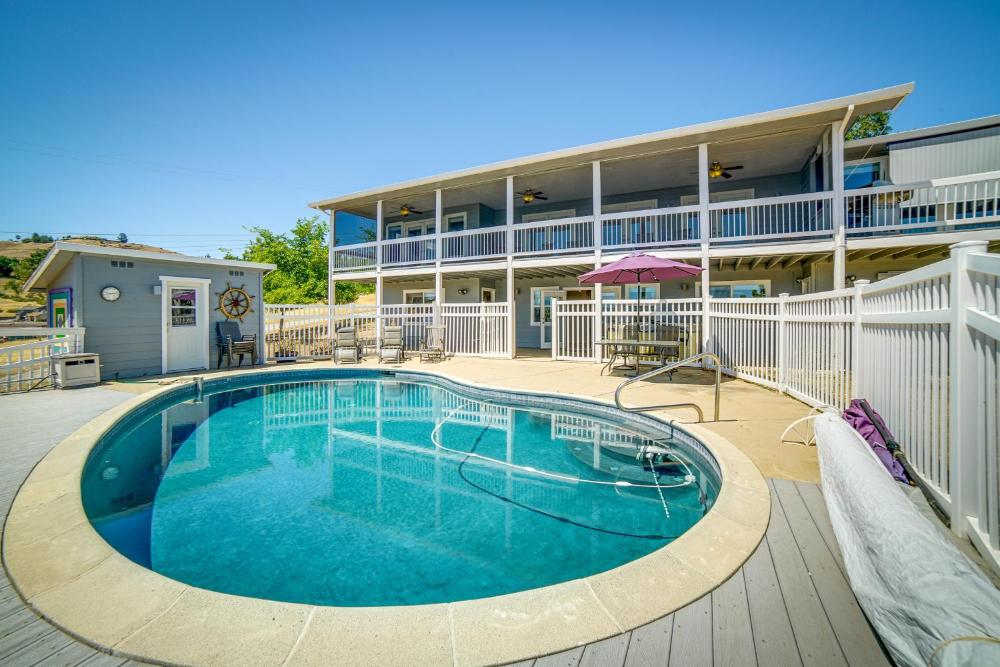 Vacation Home interior